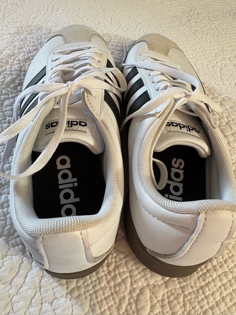 Women’s White adidas size 7.5 - Picture 4 of 5
